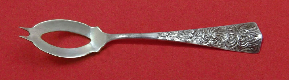 Chrysanthemum Sterling Silver Olive Spoon Custom Made 5 3/4 inches - Shiebler: Chrysanthemum by Shiebler Sterling Silver Olive Spoon Ideal Custom Made 5 3/4" Age: Post-1940 Type: Serving Spoon Brand: Shiebler Pattern: Chrysanthemum Composition: Sterling Silver Maker: Shiebler Ch