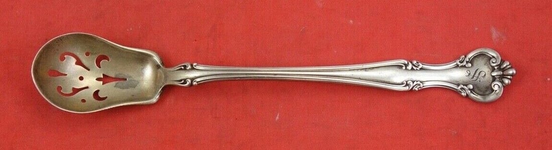 Cromwell by Gorham Sterling Silver Olive Spoon 5 3/4 inches Original: Cromwell by Gorham Sterling Silver Olive Spoon 5 3/4" original Seller Notes: "Excellent Condition" Maker: Gorham Composition: Sterling Silver Age: 1900-1940 Brand: Gorham Pattern: Cromwell Type: Servi