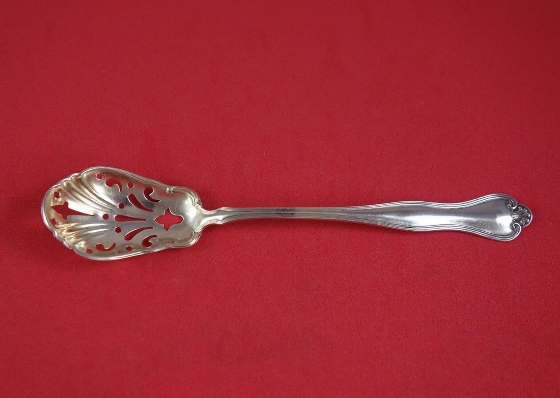 Richmond by Watrous Sterling Silver Olive Spoon Pierced 5 7/8 inches: Richmond by Watrous Sterling Silver Olive Spoon Pierced Original 5 7/8" Seller Notes: "Excellent condition" Maker: Watrous Composition: Sterling Silver Type: Spoon Brand: Watrous Pattern: Richmond Fea