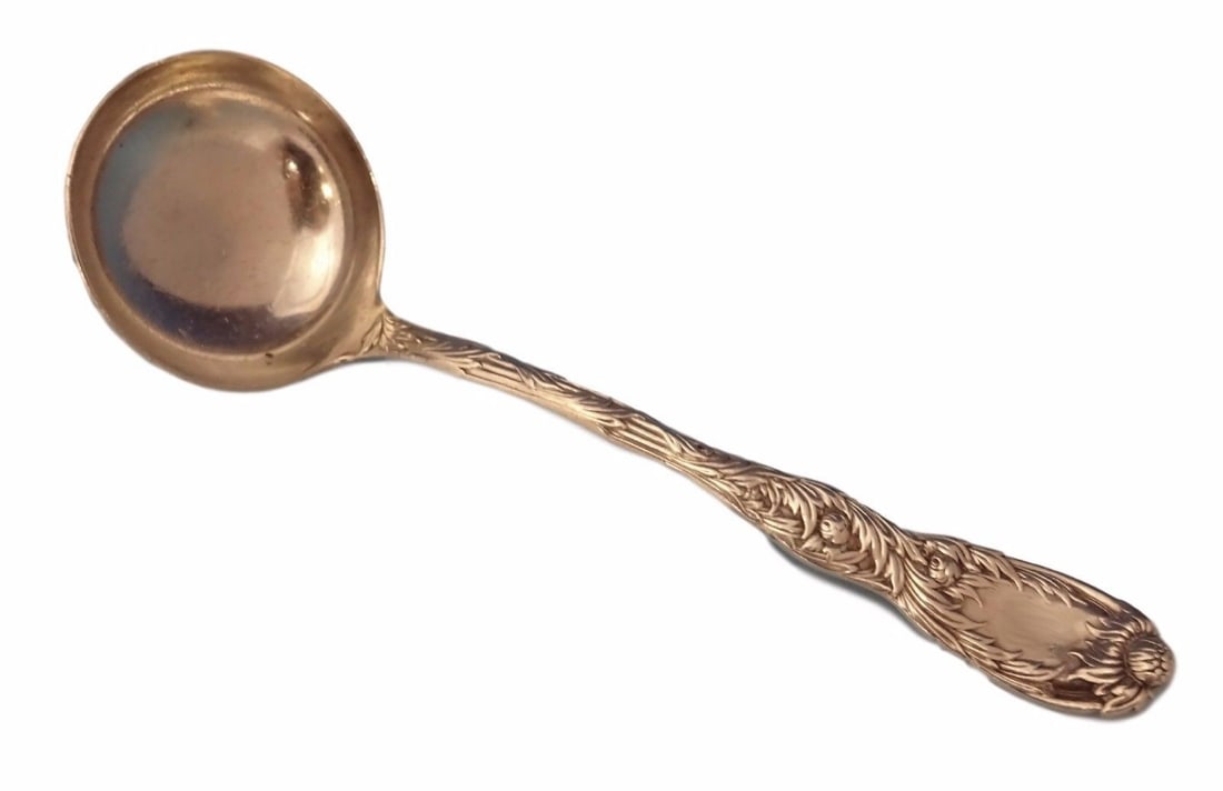 Chrysanthemum by Tiffany and Co Sterling Silver Gravy Ladle Plain Bowl 7 1/2 inches: Chrysanthemum by Tiffany and Co Sterling Silver Gravy Ladle w/Plain Bowl 7 1/2" Seller Notes: "Excellent condition" Maker: Tiffany & Co. Featured Refinements: Tiffany Sterling Silverware Composition: 