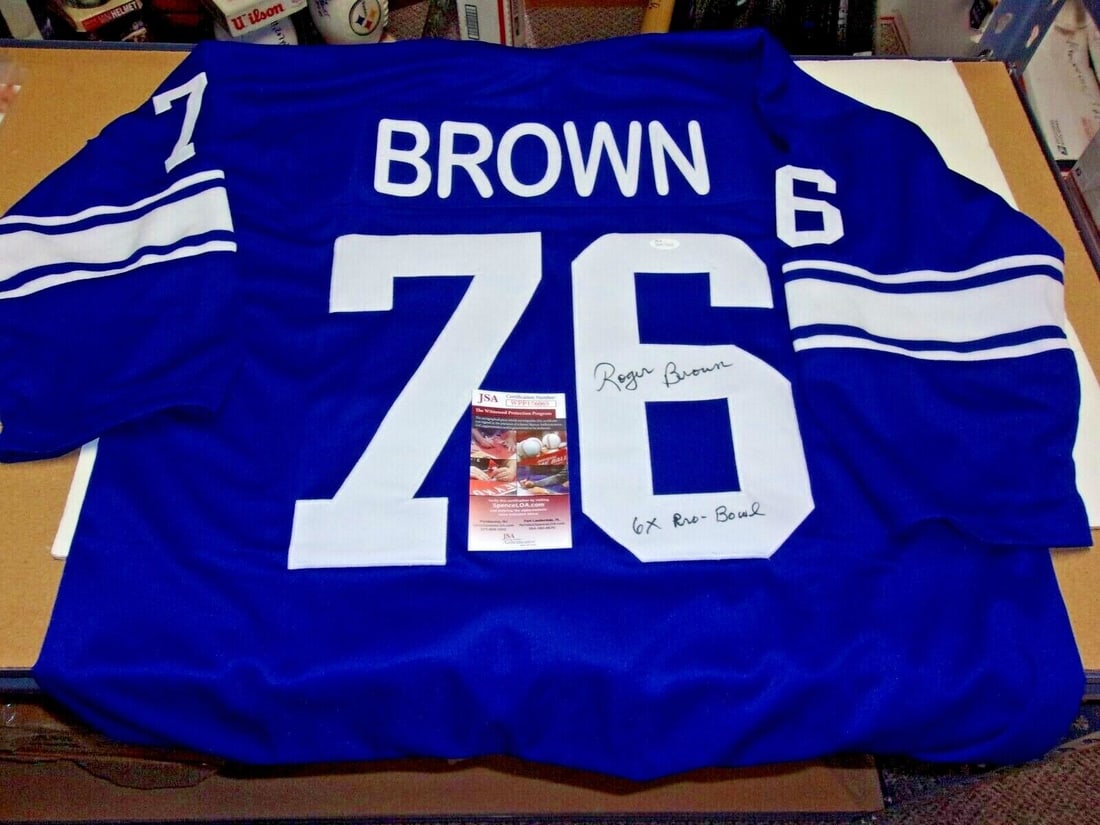 ROGER BROWN DETROIT LIONS 6X PRO BOWL JSA/COA SIGNED JERSEY: ROGER BROWN DETROIT LIONS 6X PRO BOWL JSA/COA SIGNED JERSEY Product: Jersey Sport: Football-NFL Original/Reprint: Original Pre-Owned While the lot images are representative of the item, the size, plac