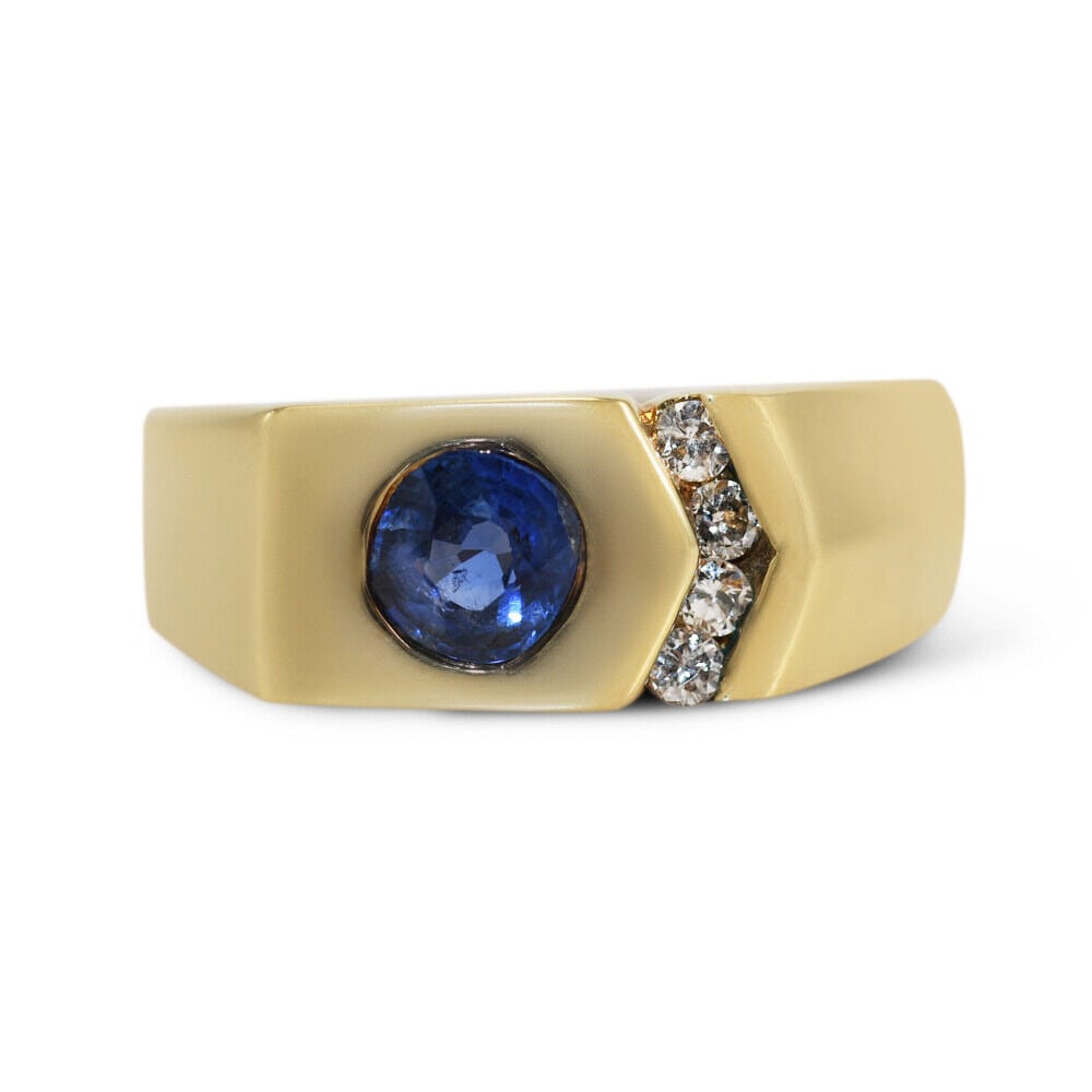 14K Yellow Gold Men's Sapphire Diamond Ring, Size 8.5: 14K Yellow Gold Men's Sapphire Diamond Ring, Size 8.5 This elegant men's ring features a natural blue sapphire and diamond set in 14k yellow gold. The ring boasts a 0.55 carat round old-cut sapphire a