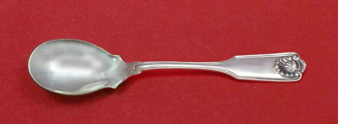Frank Smith Sterling Silver Ice Cream Spoon 5.75in Fiddle Shell Pattern: Frank Smith Sterling Silver Ice Cream Spoon 5.75in Fiddle Shell Pattern This exquisite ice cream spoon is crafted by Frank Smith in the Fiddle Shell pattern. Made of sterling silver, it measures 5.75