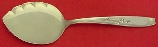 Mayfair Sterling Silver Jelly Server 6.5in: Mayfair Sterling Silver Jelly Server 6.5in This Mayfair jelly server by Frank Smith is crafted from sterling silver, measuring 6.5 inches. The item is not monogrammed and is in excellent condition, ma