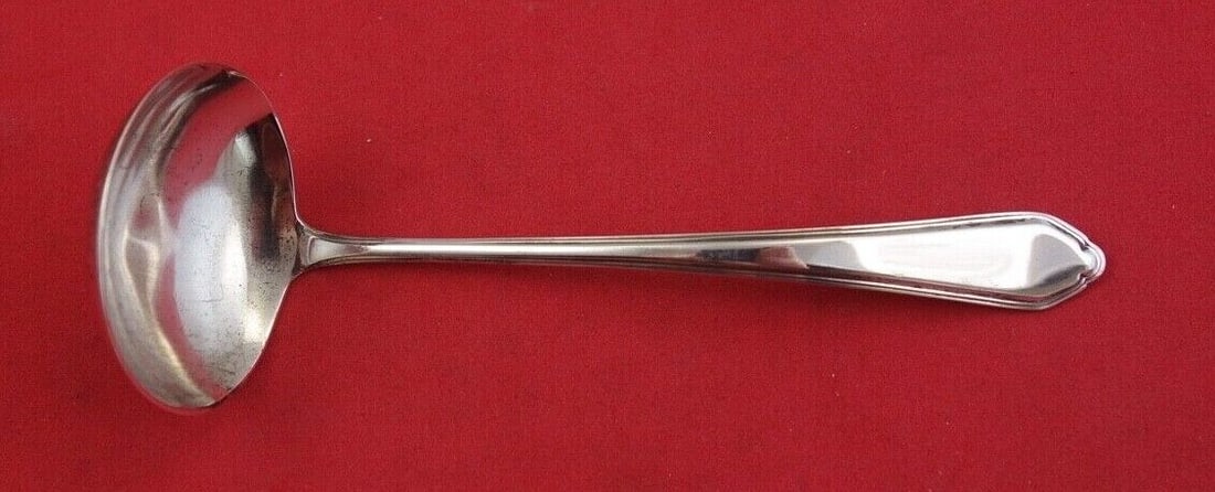 Gilbert Stuart by Blackinton Sterling Silver Sauce Ladle 5.125in: Gilbert Stuart by Blackinton Sterling Silver Sauce Ladle 5.125in This Gilbert Stuart by Blackinton sauce ladle features a classic design and is crafted from high-quality sterling silver. It measures 5