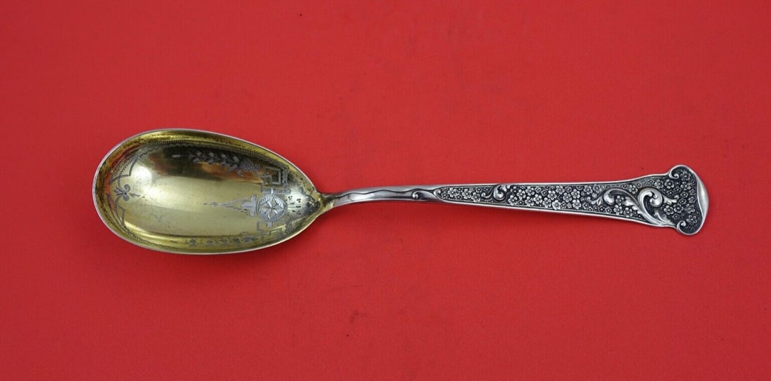 Pattern Unknown Frank Smith Sterling Silver Preserve Spoon GW brite-cut 8 1/2": Pattern Unknown Frank Smith Sterling Silver Preserve Spoon GW brite-cut 8 1/2" " Excellent Condition" Brand: Frank Smith Type: Spoon Composition: Sterling Silver Age: Unknown Maker: Frank Smith Patter