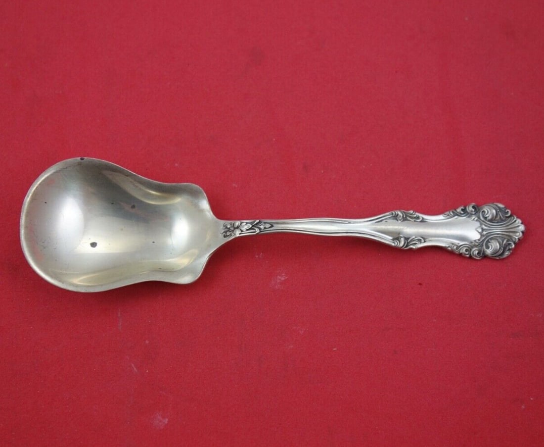 Frank Smith Sterling Silver Sugar Spoon 5.75in George VI Richfield: Frank Smith Sterling Silver Sugar Spoon 5.75in George VI Richfield This exquisite Frank Smith sugar spoon features the George VI aka Richfield pattern and is crafted from sterling silver. Measuring 5.