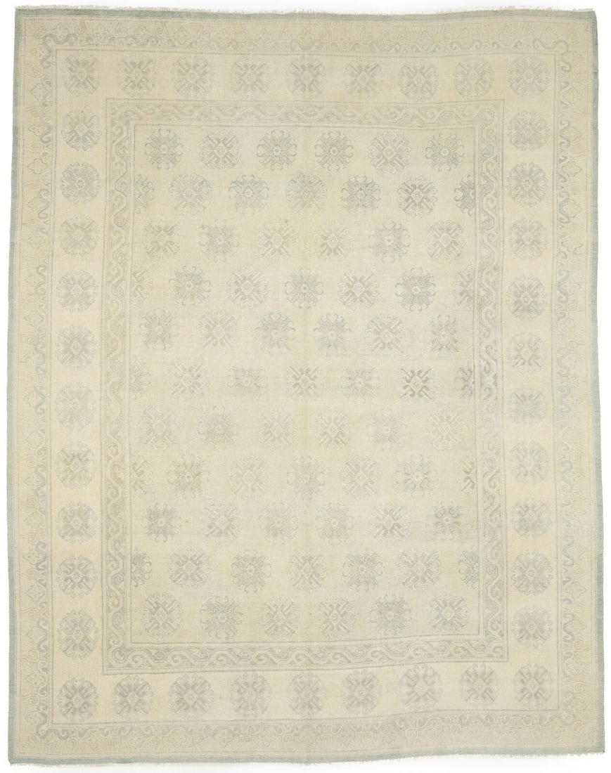 Handmade Floral Oushak 9x12 Oriental Rug in Muted Colors: Handmade Floral Oushak 9x12 Oriental Rug in Muted Colors This unique handmade Oushak area rug features a beautiful floral pattern in muted colors including beige, brown, and blue. Crafted from wool us