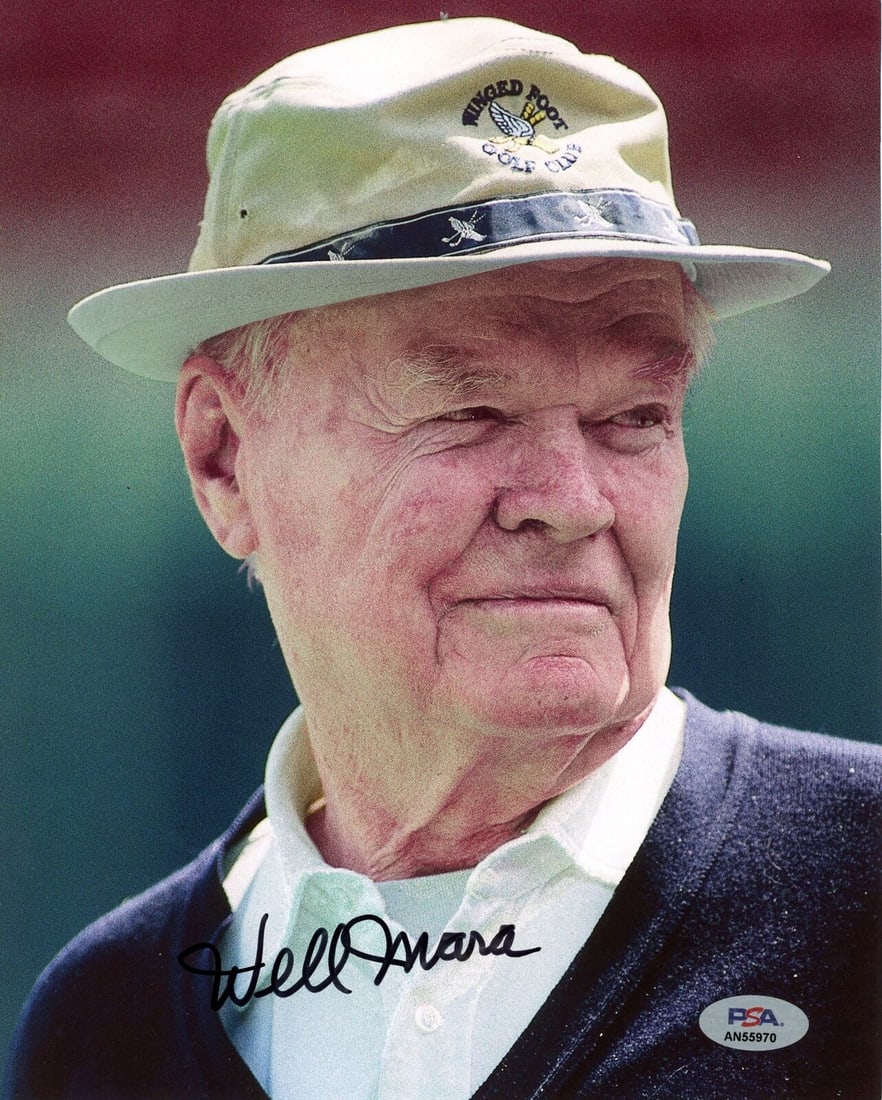 Wellington Mara Signed 8x10 Photo PSA/DNA Football HOF Original: Wellington Mara Signed 8x10 Photo PSA/DNA Football HOF Original This is an original 8x10 magazine photo of Wellington Mara, signed by the Hall of Fame player himself. Perfect for football fans and col