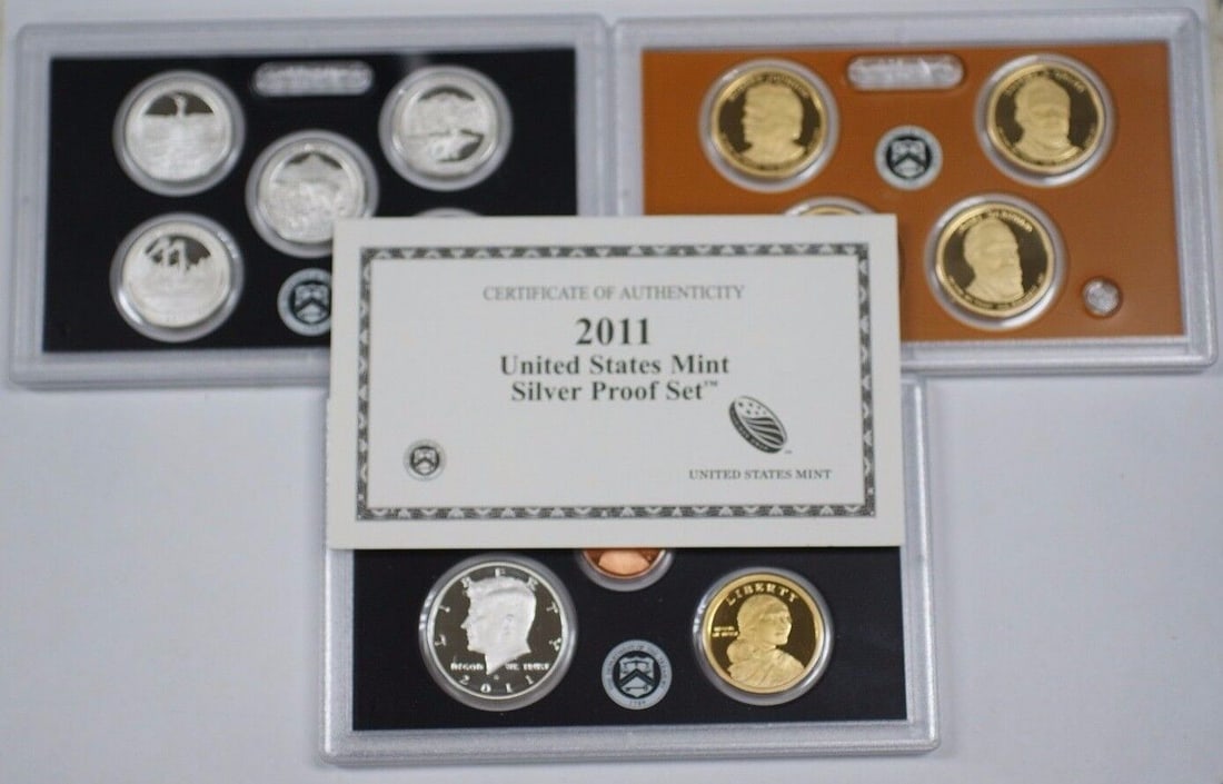 2011-S US Mint Silver Proof Set 14 Gem Coins with Box and COA: 2011-S US Mint Silver Proof Set 14 Gem Coins with Box and COA This 2011-S U.S. Mint Silver Proof Set features 14 uncirculated gem coins in their original box with a Certificate of Authenticity (COA). 