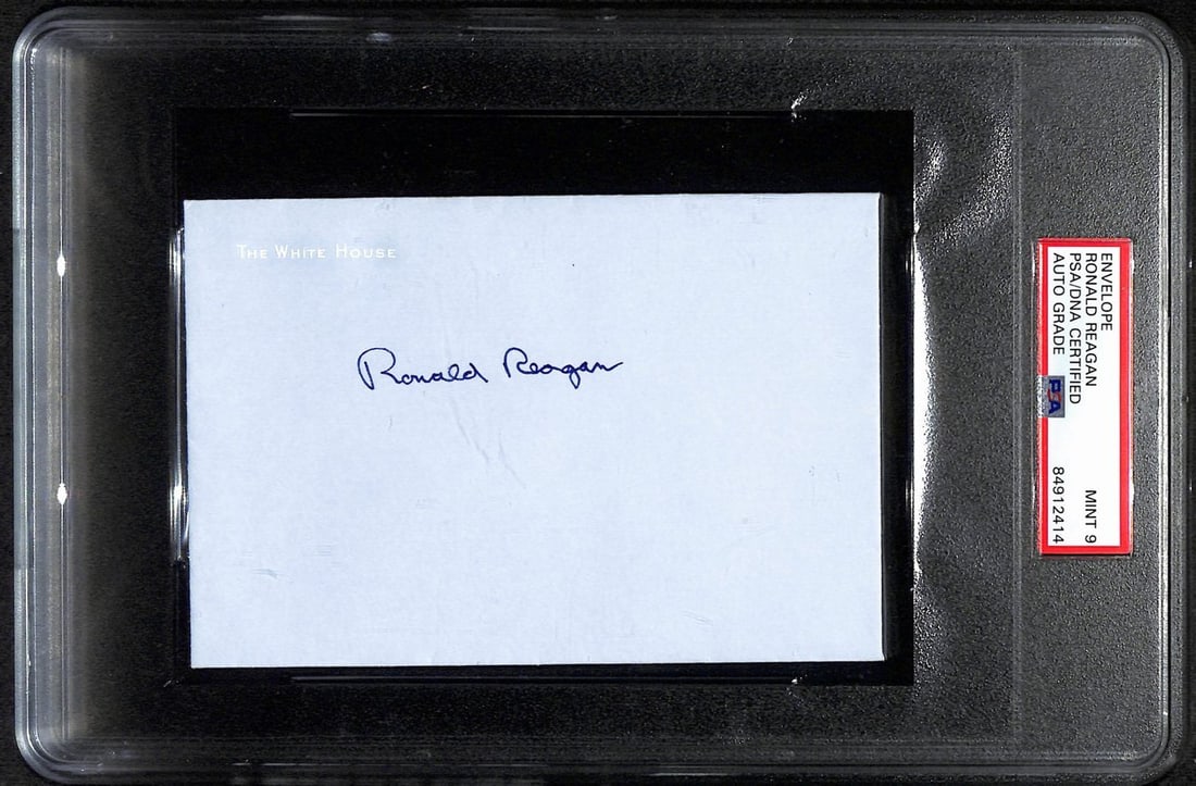 Ronald Reagan Signed White House Envelope 4x6 MINT 9 PSA/DNA 188507: Ronald Reagan Signed White House Envelope 4x6 MINT 9 PSA/DNA 188507 This is an original 4x6 envelope signed by Ronald Reagan, featuring PSA/DNA authentication. The envelope is in MINT 9 condition, per