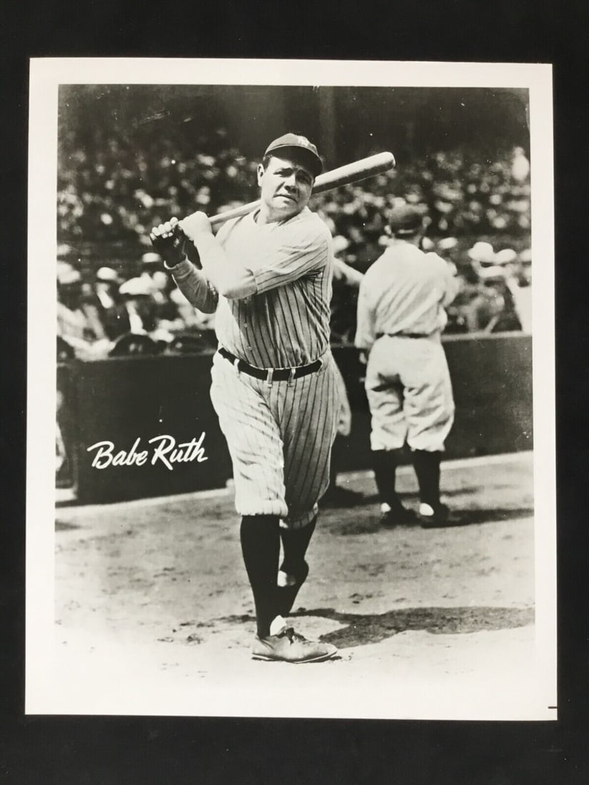 Babe Ruth New York Yankees Baseball 8x10 Black and White Photo: Babe Ruth New York Yankees Baseball 8x10 Black and White Photo This 8x10 black and white photo features Babe Ruth, a legendary player of the New York Yankees. Ideal for autograph signings, this photo 