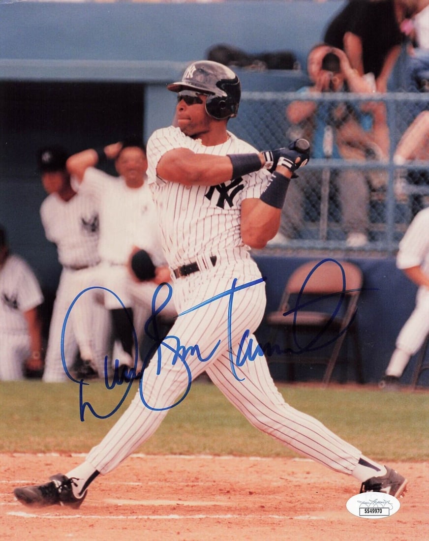 Danny Tartabull Signed 8x10 Photo New York Yankees: Danny Tartabull Signed 8x10 Photo New York Yankees This is an original 8x10 photo of Danny Tartabull, a prominent baseball player from the New York Yankees. The photo is signed by Tartabull and comes 