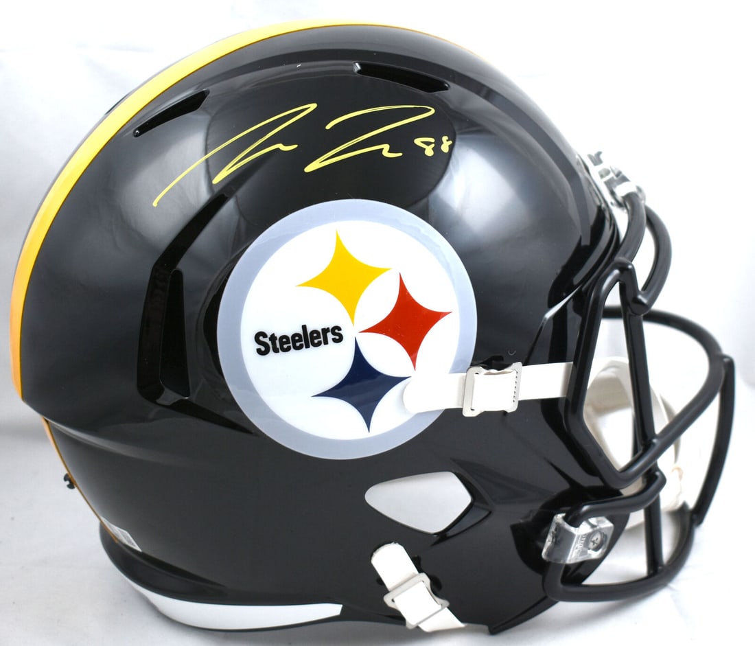 Pat Freiermuth Autographed Pittsburgh Steelers Full Size Speed Helmet: Pat Freiermuth Autographed Pittsburgh Steelers Full Size Speed Helmet This is a full-size speed helmet autographed by Pat Freiermuth of the Pittsburgh Steelers. The autograph comes with Beckett Authen