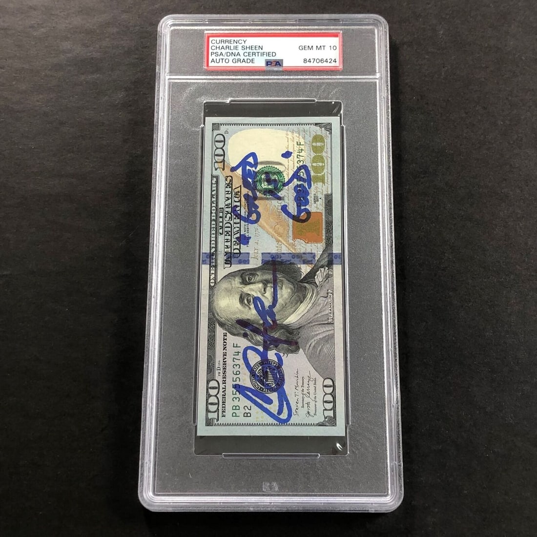 Charlie Sheen Signed $100 Dollar Bill PSA/DNA Grade 10: Charlie Sheen Signed $100 Dollar Bill PSA/DNA Grade 10 This item features a Charlie Sheen signed $100 dollar bill, authenticated and graded a perfect 10 by PSA/DNA. A unique collectible for fans and c