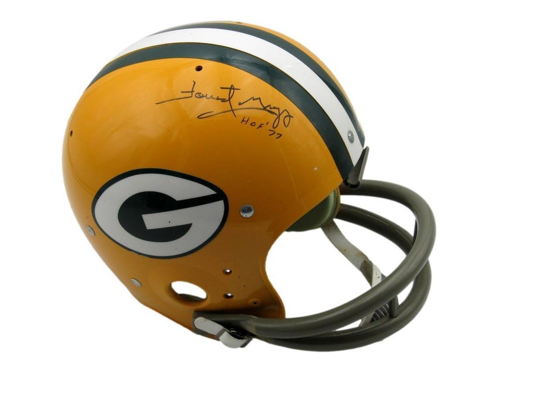 Forrest Gregg Signed Green Bay Packers Football Helmet with PSA Authentication: Forrest Gregg Signed Green Bay Packers Football Helmet with PSA Authentication This is an original Green Bay Packers football helmet signed by Hall of Famer Forrest Gregg. The autograph has been authe