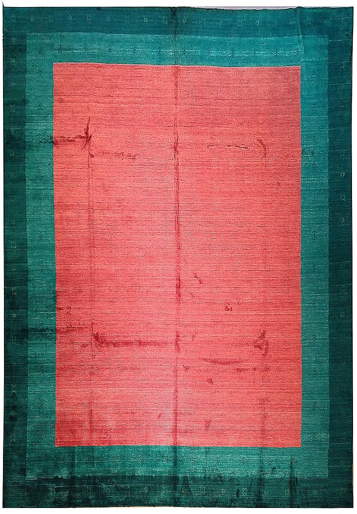 Handmade Wool Gabbeh Area Rug 9 x 12 Red Green Modern Design: Handmade Wool Gabbeh Area Rug 9 x 12 Red Green Modern Design This stunning 9 x 12 Modern Handmade Gabbeh Rug features a vibrant combination of red and green colors, making it a perfect addition to any