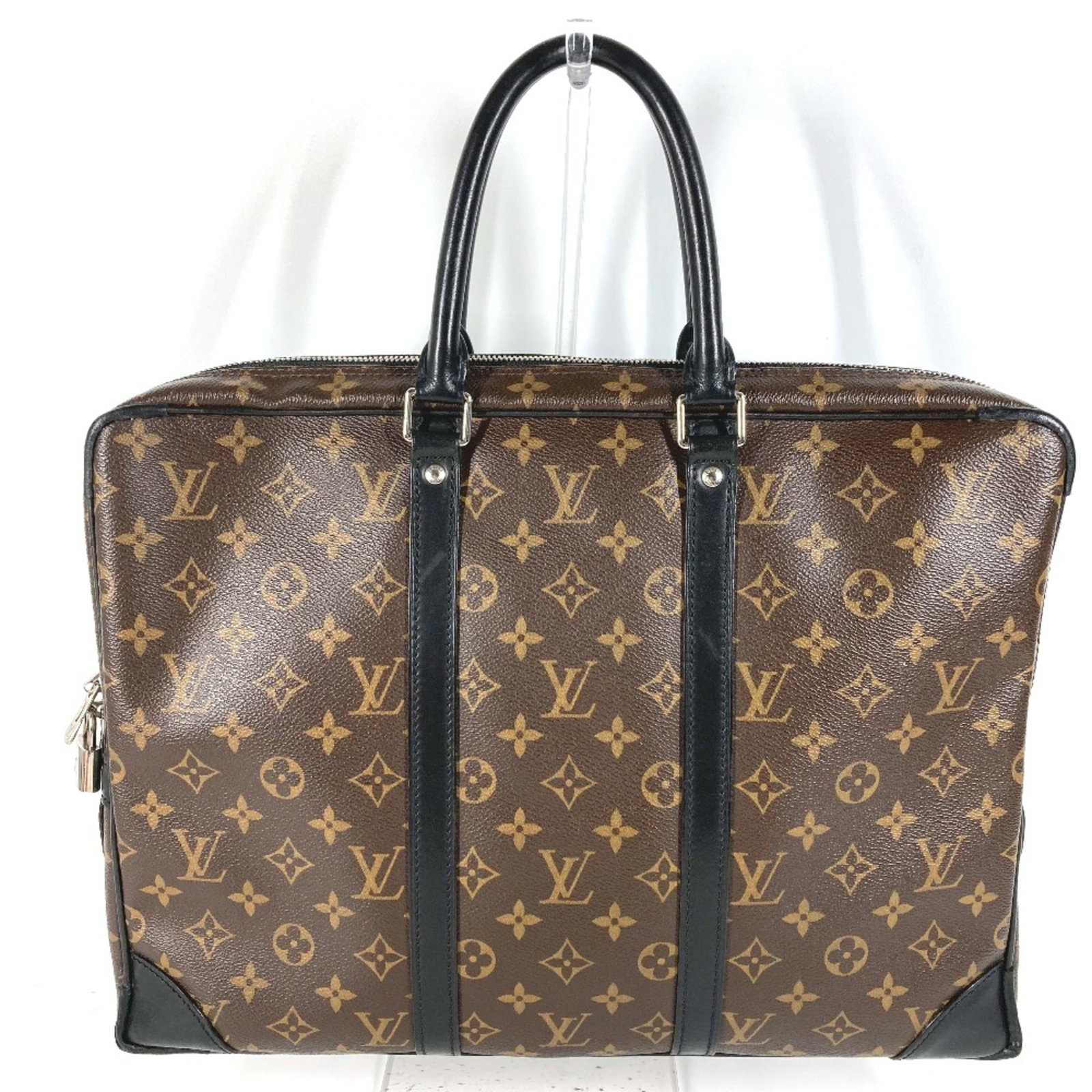 Louis Vuitton M40225 Monogram Macassar Tote Bag for Men, Brown and Black: Louis Vuitton M40225 Monogram Macassar Tote Bag for Men, Brown and Black This Louis Vuitton M40225 Monogram Macassar Tote Bag is designed for men, featuring a stylish brown and black color scheme. The