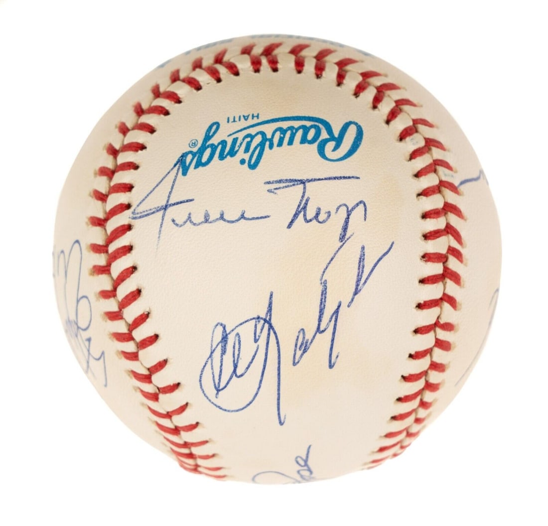 Willie Mays Hank Aaron Stan Musial Signed Baseball JSA COA 3000 Hit Club: Willie Mays Hank Aaron Stan Musial Signed Baseball JSA COA 3000 Hit Club This is an original baseball featuring the signatures of three legendary MLB players: Willie Mays, Hank Aaron, and Stan Musial,
