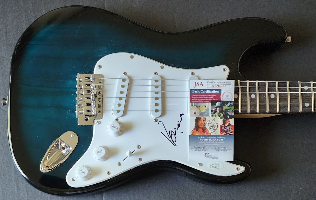 Peter Noone Signed Electric Guitar Herman's Hermits JSA Authenticated: Peter Noone Signed Electric Guitar Herman's Hermits JSA Authenticated This is an original autographed electric guitar by Peter Noone, a member of the iconic band Herman's Hermits. The autograph has be