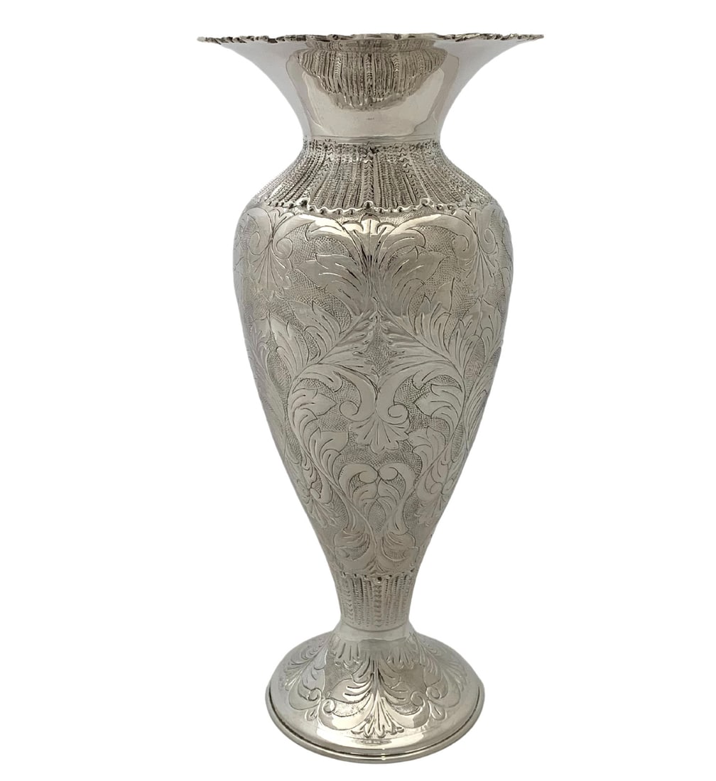 Elegant Handmade 925 Sterling Silver Flower Vase 13.5 Inches: Elegant Handmade 925 Sterling Silver Flower Vase 13.5 Inches This exquisite flower vase is crafted from fine 925 sterling silver with a weight of 690 grams. It features intricately handmade chased orn
