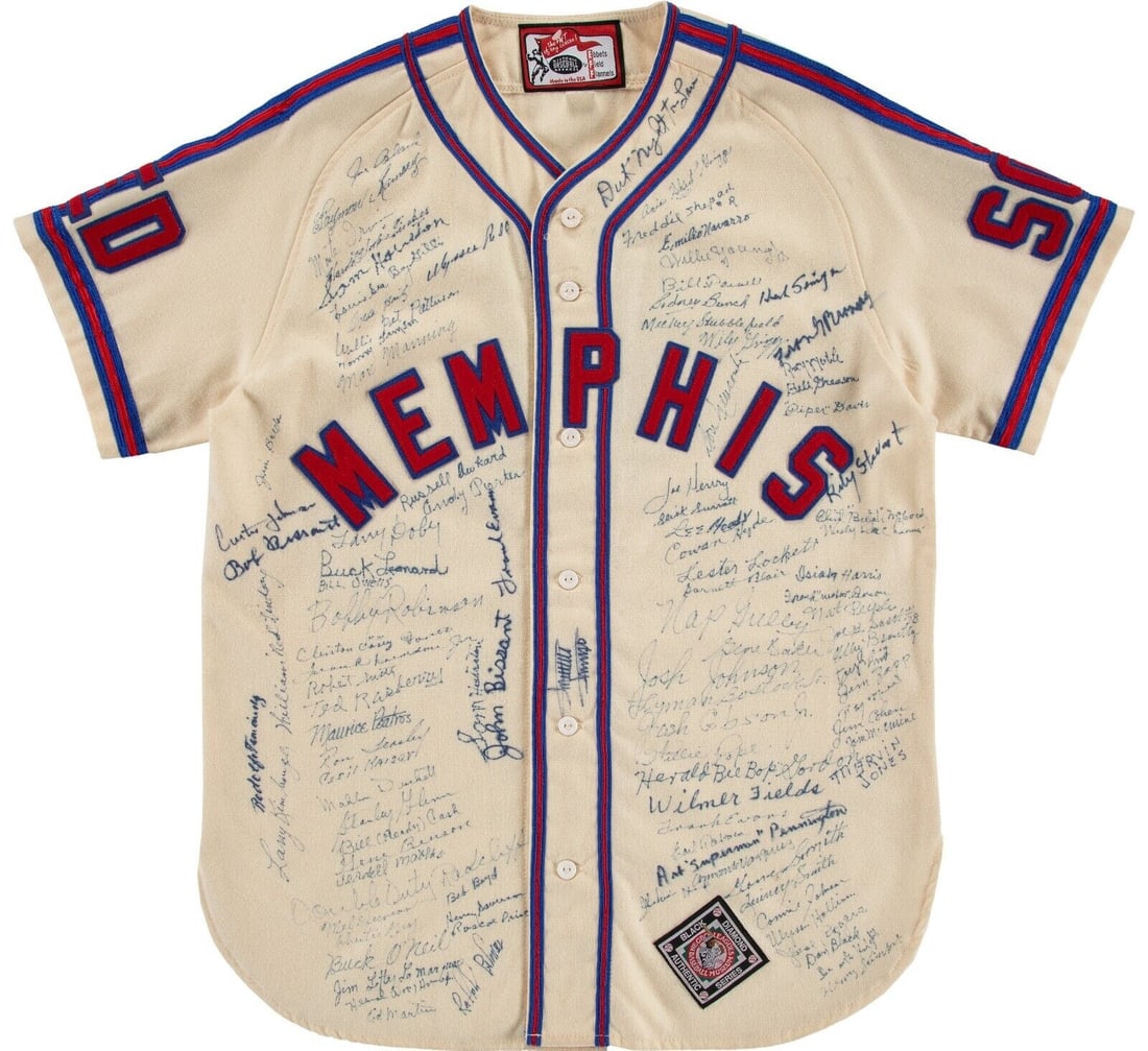 Josh Gibson Signed Jersey with 100 Autographs Beckett Certified: Josh Gibson Signed Jersey with 100 Autographs Beckett Certified This authentic baseball jersey features the legendary player Josh Gibson and is signed by over 100 individuals, making it a remarkable c