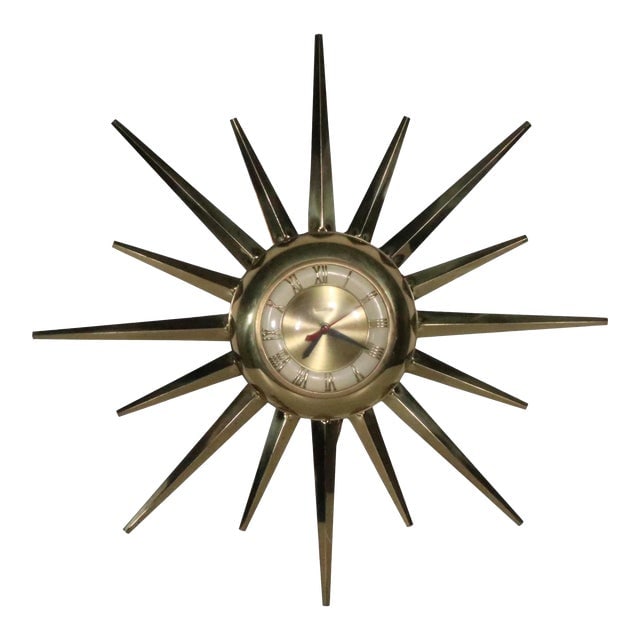 Mid Century Sunburst Form Wall Clock by United C 1950/1960's.: Mid Century Sunburst Form Wall Clock by United C 1950/1960's. good original clean and working. Dimensions: 24"W x 24"D x 2"H Styles: Mid-Century Modern Modern Styled After: General Electric Period: Mi