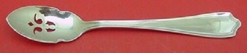Maryland By Alvin Sterling Silver Olive Spoon Pierced 5 3/4" Custom: Maryland By Alvin Sterling Silver Olive Spoon Pierced 5 3/4" Custom Pattern: Maryland Brand: Alvin Type: Spoon Age: Post-1940 Composition: Sterling Silver Maker: Alvin Featured Refinements: Sterling S