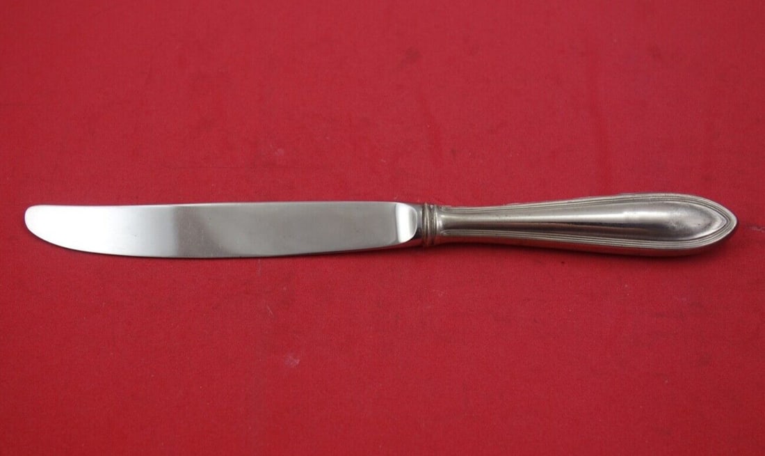 Pilgrim by Frank Smith Sterling Silver Regular Knife modern 8 3/8": Pilgrim by Frank Smith Sterling Silver Regular Knife modern 8 3/8" Seller Notes: " Excellent condition" Brand: Frank Smith Pattern: Pilgrim Composition: Sterling Silver Type: Knife Age: 1900-1940 Ilgr