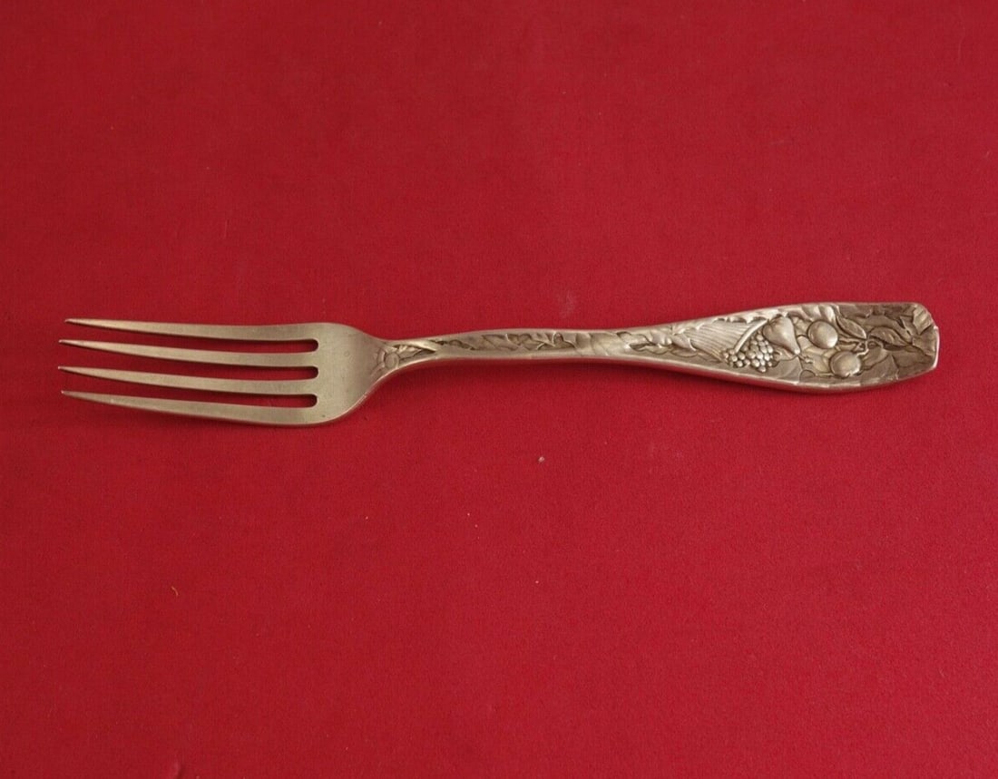 Pomona by Towle Sterling Silver Dessert Fork 5 7/8": Pomona by Towle Sterling Silver Dessert Fork 5 7/8" Seller Notes: " Excellent Condition" Brand: Towle Pattern: Pomona Composition: Sterling Silver Type: Flatware - Forks Maker: Towle Pomona by towlest