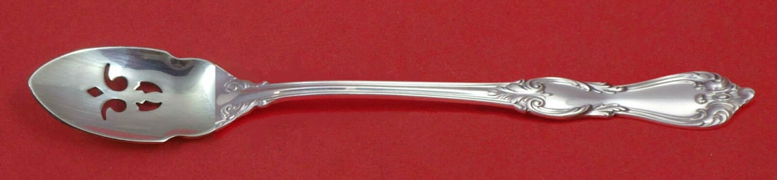Marlborough by Reed and Barton Sterling Silver Olive Spoon Pierced Long Custom: Marlborough by Reed and Barton Sterling Silver Olive Spoon Pierced Long Custom Pattern: Marlborough Brand: Reed & Barton Type: Serving Spoon Age: Post-1940 Composition: Sterling Silver Maker: Reed & B