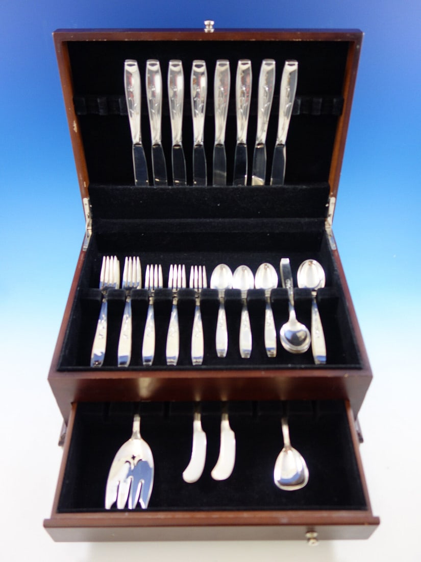 Mayfair by Frank Smith Sterling Silver Flatware Set 8 Service 50 pcs: Mayfair by Frank Smith Sterling Silver Flatware Set 8 Service 50 pcs Age: Post-1940 Pattern: Mayfair Brand: Frank Smith Type: Flatware - Sets Composition: Sterling Silver Maker: Frank Smith Exquisite
