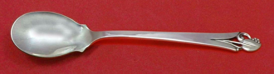 Woodlily by Frank Smith Sterling Silver Ice Cream Spoon Custom Made 5 3/4": Woodlily by Frank Smith Sterling Silver Ice Cream Spoon Custom Made 5 3/4" Seller Notes: " Excellent" Pattern: Woodlily Brand: Frank Smith Type: Spoon Age: Post-1940 Composition: Sterling Silver Maker