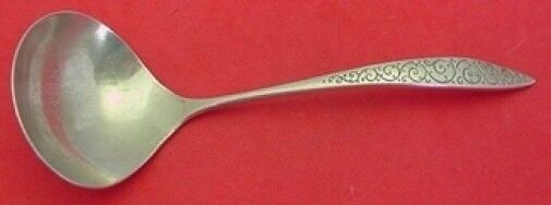 Spanish Lace by Wallace Sterling Silver Gravy Ladle 6 3/8": Spanish Lace by Wallace Sterling Silver Gravy Ladle 6 3/8" Pattern: Spanish Lace Brand: Wallace Type: Ladle Composition: Sterling Silver Maker: Wallace Spanish lace by wallace sterling silver gravy la