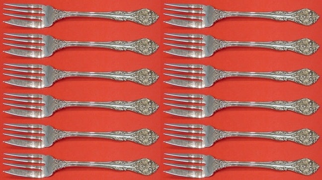 King Edward By Gorham Sterling Silver Salad Fork Set 12 pieces 6 3/4": King Edward By Gorham Sterling Silver Salad Fork Set 12 pieces 6 3/4" Seller Notes: " Excellent condition" Brand: Gorham Pattern: King Edward Type: Fork Composition: Sterling Silver Age: 1900-1940 Mak