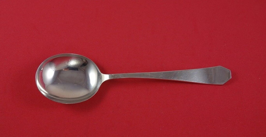 Bostonia by Frank Smith Sterling Silver Gumbo Soup Spoon 6 7/8" Vintage: Bostonia by Frank Smith Sterling Silver Gumbo Soup Spoon 6 7/8" Vintage Seller Notes: " Excellent condition" Type: Spoon Age: 1900-1940 Brand: Frank Smith Composition: Sterling Silver Maker: Frank Smi