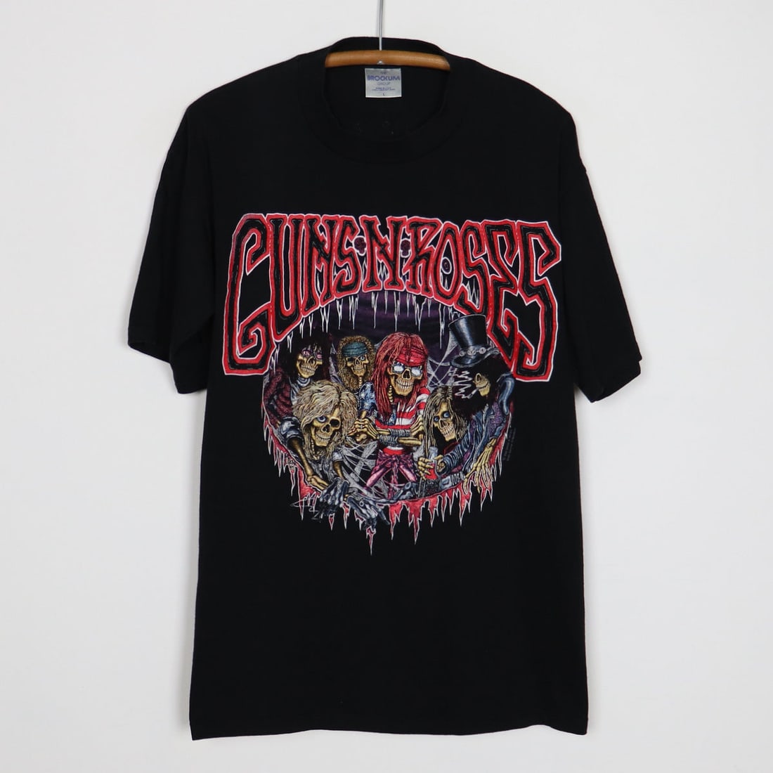 1991 Guns N Roses Use Your Illusion Tour Shirt: 1991 Guns N Roses Use Your Illusion Tour Shirt Original vintage 1991 Guns N Roses Use Your Illusion Tour Shirt. This is a true vintage shirt, not a modern reproduction. Sizes vary so please use measur