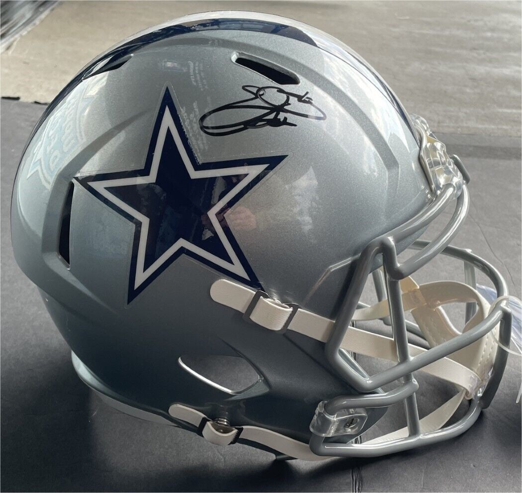 Emmitt Smith Signed Autographed Silver Full Size Replica Helmet Cowboys: Emmitt Smith Signed Autographed Silver Full Size Replica Helmet Cowboys Sport: Football Product: Helmet Original/Reprint: Original Player: Emmitt Smith Team: Dallas Cowboys Pre-Owned While the lot ima