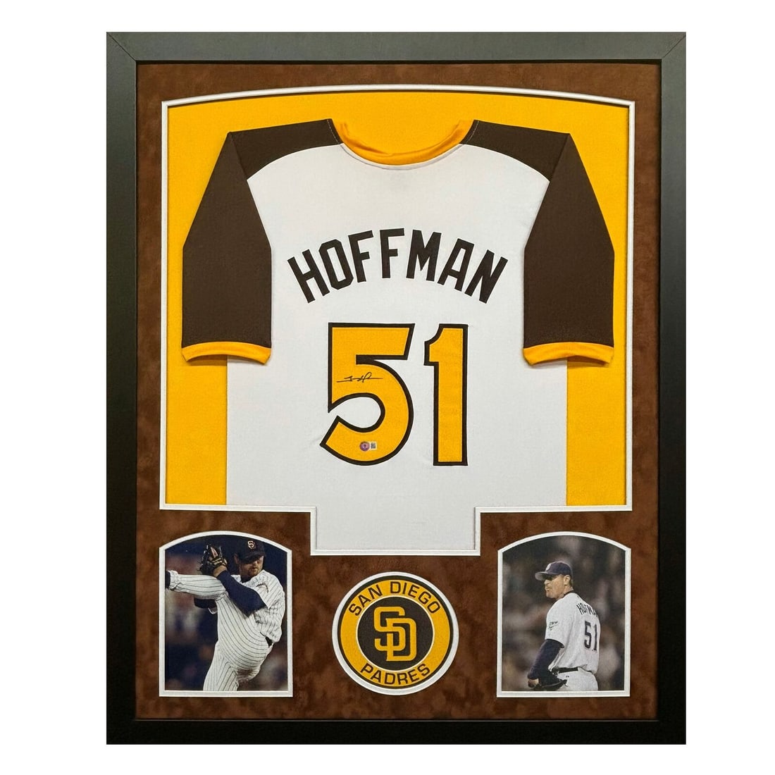 Trevor Hoffman Signed San Diego White Custom Suede Matte Framed Baseball Jersey: Trevor Hoffman Signed San Diego White Custom Suede Matte Framed Baseball Jersey Autograph Authentication: Beckett Autographed: Yes League: MLB Sport: Baseball Trevor Hoffman Signed San Diego White Cus