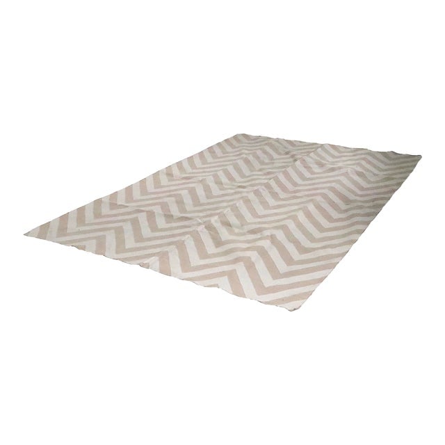 Geometric Gray and Cream Dhurrie Made in Nepal for the Rug Company: Geometric Gray and Cream Dhurrie Made in Nepal for the Rug Company original clean ready to use condition new old stock never used. Dimensions: 5'2'' x 7'7'' and 0.12'' thick Styles: Boho Chic Postmode