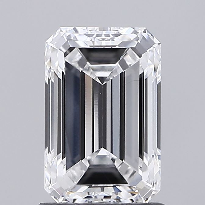 Loose Diamond - EMERALD 1.53ct E VVS2: Loose Diamond - EMERALD 1.53ct E VVS2 Source: This is a real non-mined Diamond that has been grown in a lab Shape: EMERALD Carats: 1.53 Color: E Clarity: VVS2 Certification: IGI The MYNT Guarantee: Al