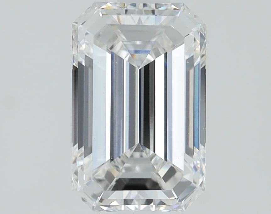 Loose Diamond - EMERALD 1.32ct E VS1: Loose Diamond - EMERALD 1.32ct E VS1 Source: This is a real non-mined Diamond that has been grown in a lab Shape: EMERALD Carats: 1.32 Color: E Clarity: VS1 Certification: IGI The MYNT Guarantee: All 