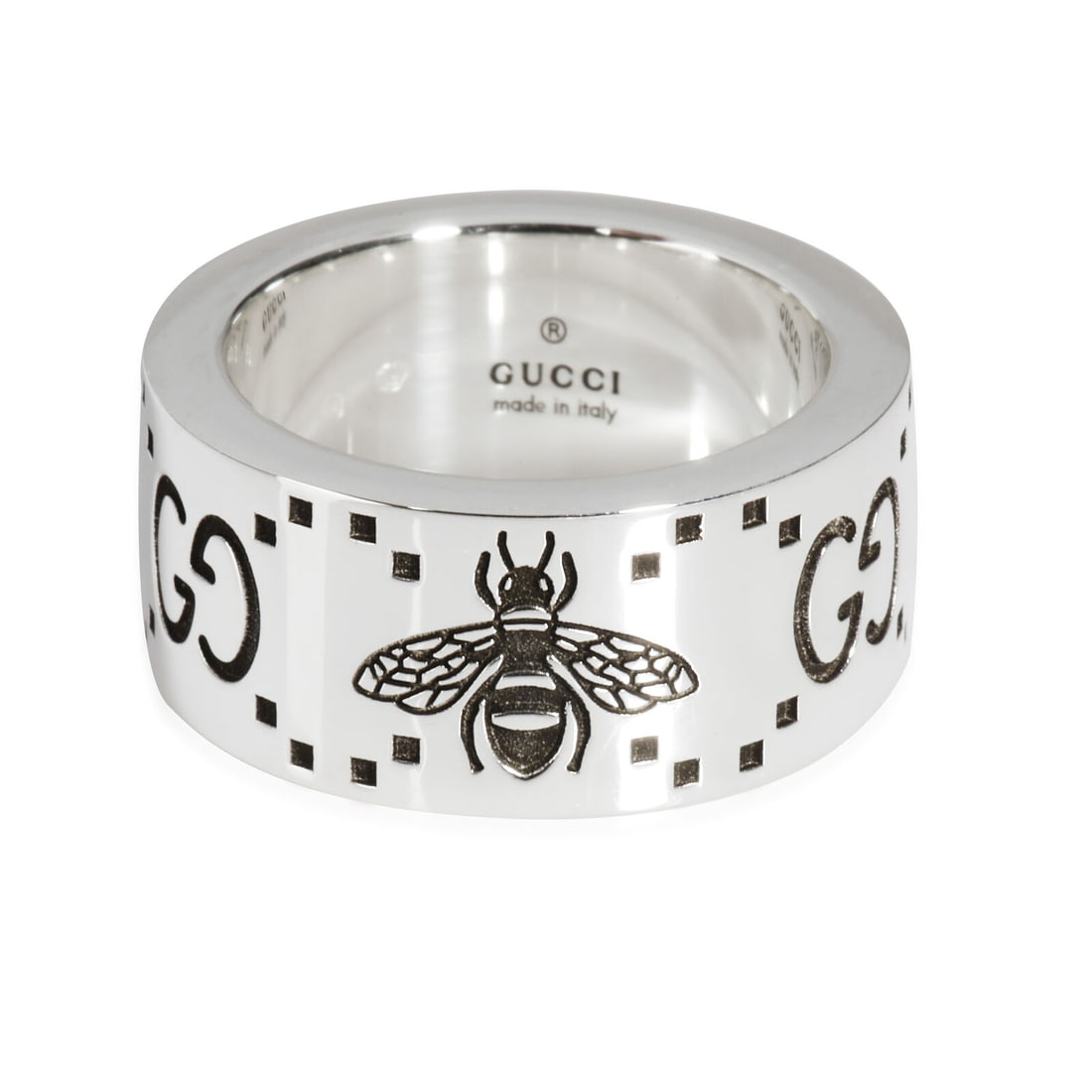 Gucci GG And Bee Band Ring in Sterling Silver: Gucci GG And Bee Band Ring in Sterling Silver With Original Box/Packaging: Yes Side Stone Type: No Stone Metal Purity: 925 With Papers: No Gross Weight (Grams): 11.40 Collection: GG Type: Band Include