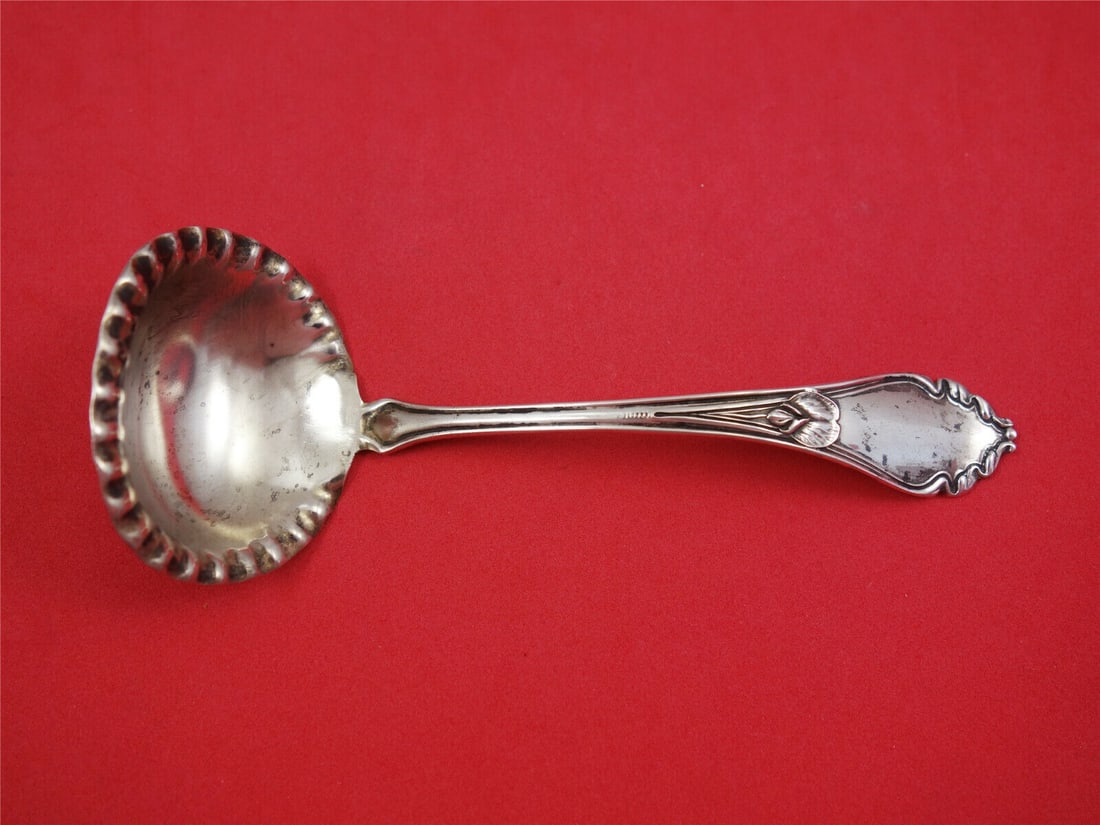Frank Smith Sterling Silver Sauce Ladle 5" Serving: Frank Smith Sterling Silver Sauce Ladle 5" Serving Seller Notes: " Excellent condition" Brand: Frank Smith Type: Ladle Composition: Sterling Silver Maker: Frank Smith Frank smith sterling silver frank