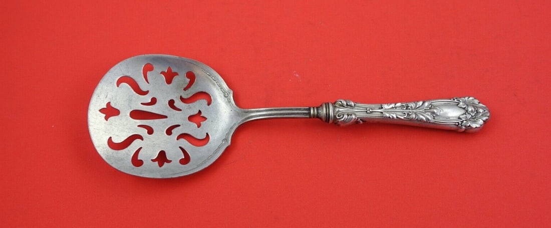 Oak by Frank Smith Sterling Silver Tomato Server HH plated blade 8 3/4": Oak by Frank Smith Sterling Silver Tomato Server HH plated blade 8 3/4" Brand: Frank Smith Pattern: Oak Composition: Sterling Silver Type: Serving Pieces Age: 1900-1940 Oak by frank smith sterling sil