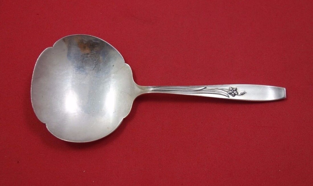 Mayfair by Frank Smith Sterling Silver Nut Spoon 4 3/4": Mayfair by Frank Smith Sterling Silver Nut Spoon 4 3/4" Seller Notes: " Excellent" Pattern: Mayfair Brand: Frank Smith Type: Serving Spoon Age: Post-1940 Composition: Sterling Silver Maker: Frank Smit