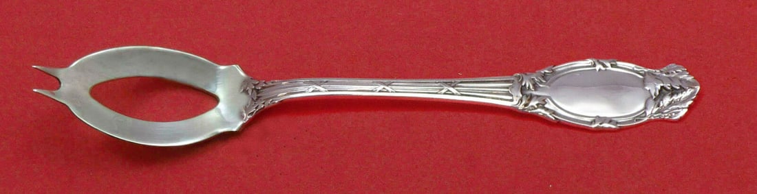 Abbottsford by International Sterling Silver Olive Spoon Ideal 5 3/8" Custom: Abbottsford by International Sterling Silver Olive Spoon Ideal 5 3/8" Custom Age: Post-1940 Type: Serving Spoon Pattern: Abbottsford Brand: International Maker: International Composition: Sterling Sil