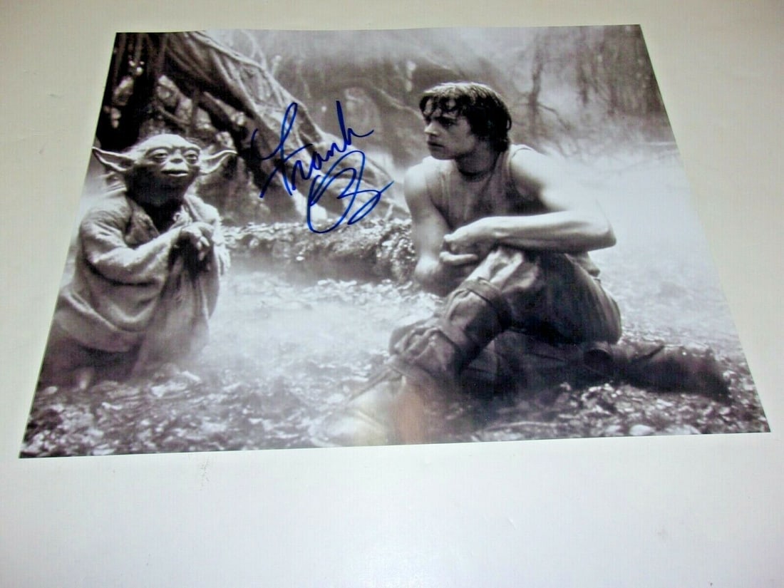FRANK OZ STAR WARS EMPIRE STRIKES BACK YODA #4 W/COA SIGNED 11X14 PHOTO: FRANK OZ STAR WARS EMPIRE STRIKES BACK YODA #4 W/COA SIGNED 11X14 PHOTO Modified Item: No Pre-Owned While the lot images are representative of the item, the size, placement and strength of the signatu