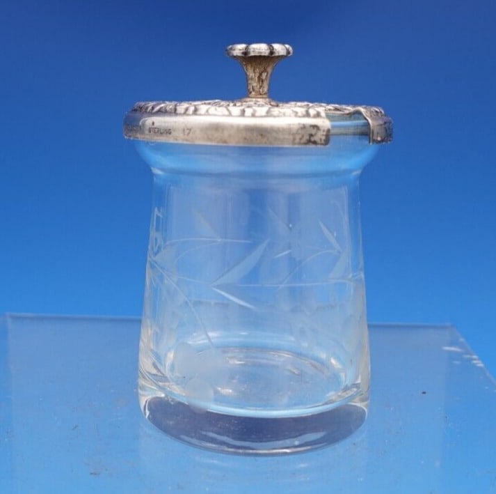 Repousse by Kirk Jam Jar with Cut Crystal and Sterling Silver Lid #17: Repousse by Kirk Jam Jar with Cut Crystal and Sterling Silver Lid #17 Brand: Kirk Pattern: Repousse Composition: Sterling Silver (.925) Type: Jam Jar Maker: Kirk This pattern was named after the art o