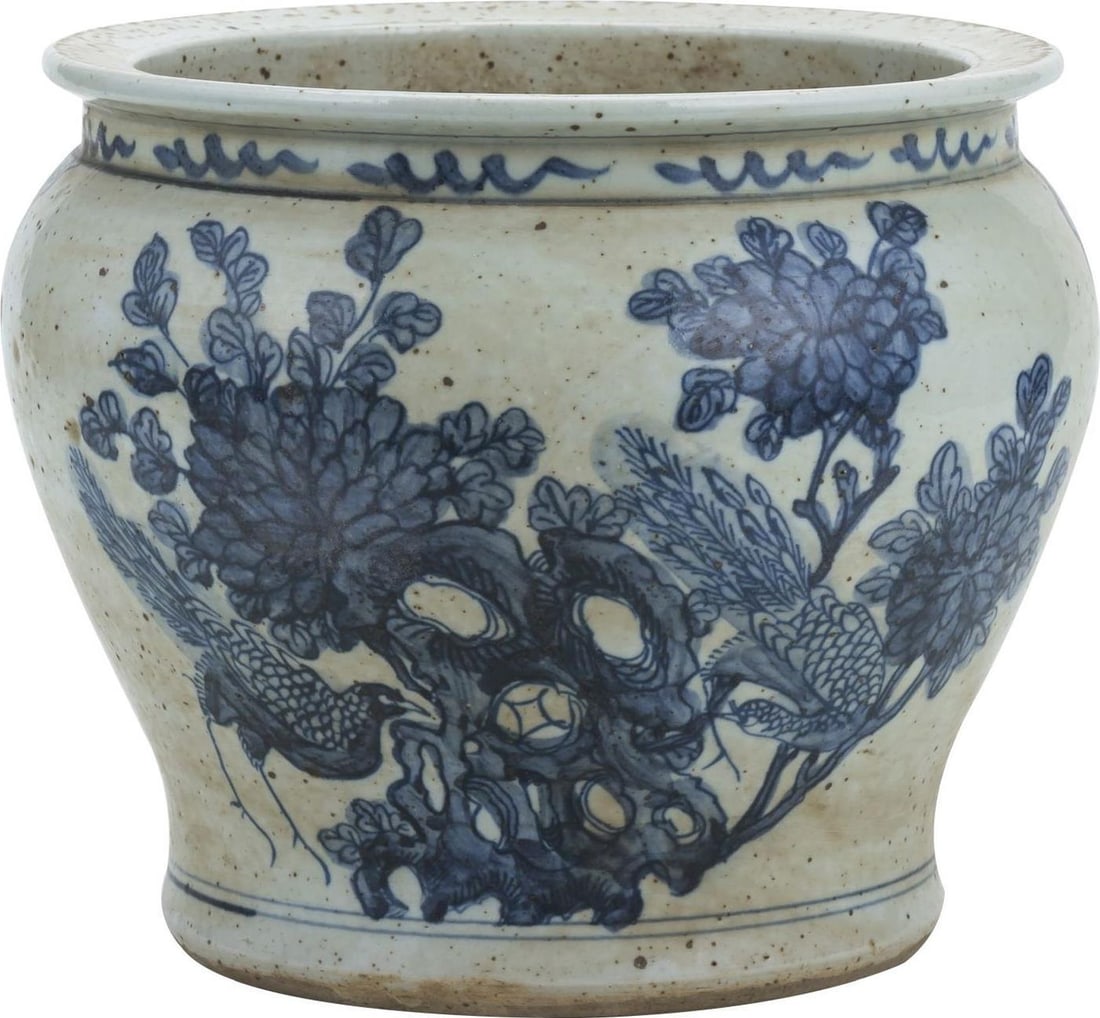 Handmade Planter with Flower & Pheasant Design: Handmade Planter with Flower & Pheasant Design Elevate your home spaces with the addition of our Traditional Blue & White Ceramic Planter a piece that transforms plant displays into art. Crafted by sk